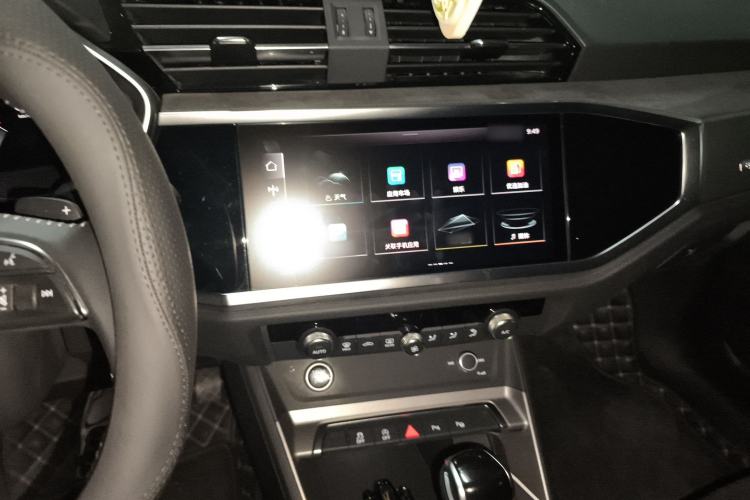 Used Audi Q3 2022 35 TFSI Fashion Dynamic Model Audio And AC Panel