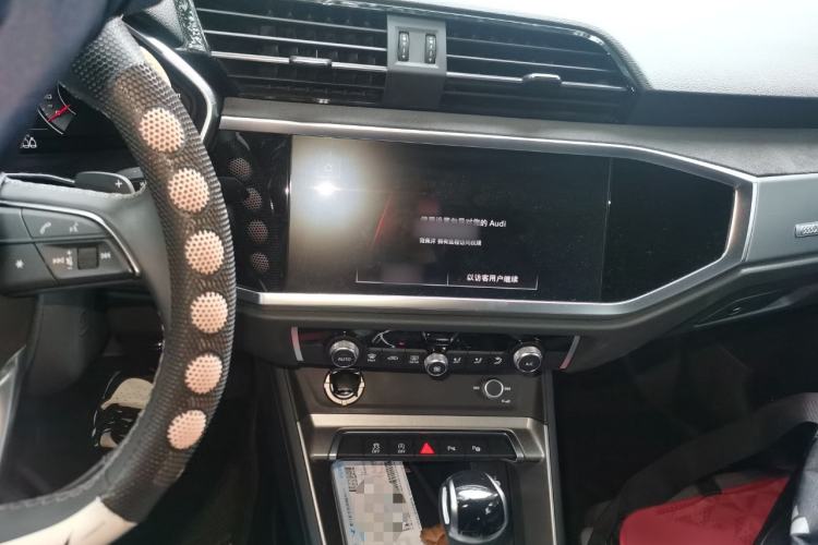 Used Audi Q3 2022 35 TFSI Fashion Dynamic Model Audio And AC Panel