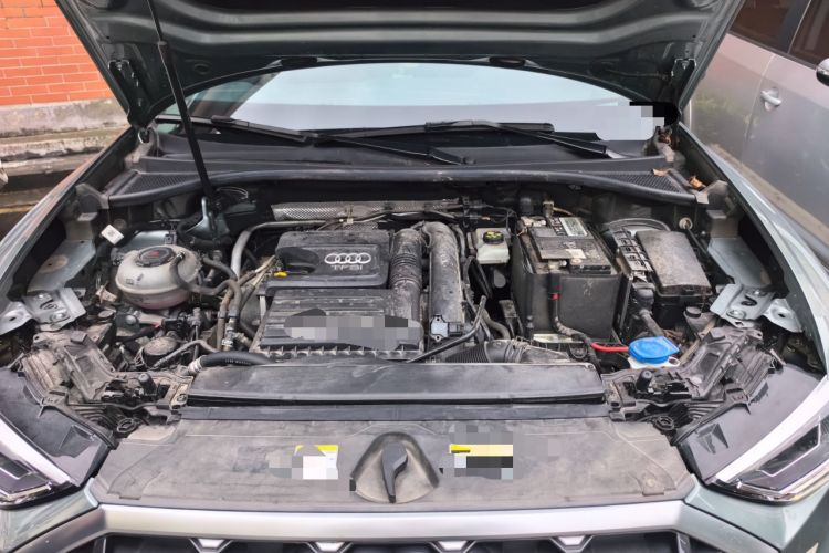 Used Audi Q3 2022 35 TFSI Fashion Dynamic Model Engine Bay
