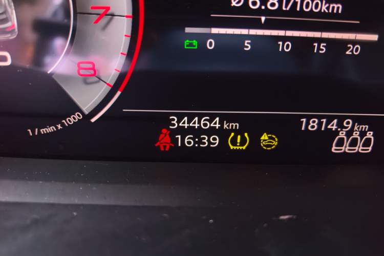Used Audi Q3 2022 35 TFSI Fashion Dynamic Model Odometer Close Up