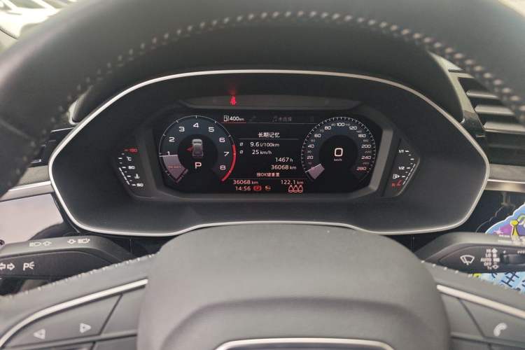 Used Audi Q3 2022 35 TFSI Progressive Dynamic Edition Instrument Cluster