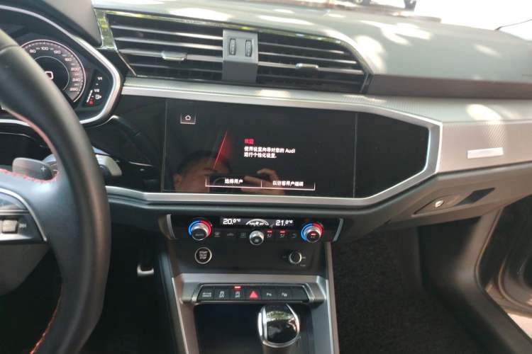 Used Audi Q3 2022 40 TFSI RS Package Performance Model Audio And AC Panel