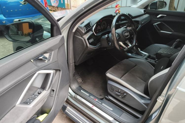 Used Audi Q3 2022 35 TFSI Fashion Dynamic Model Driver Seat