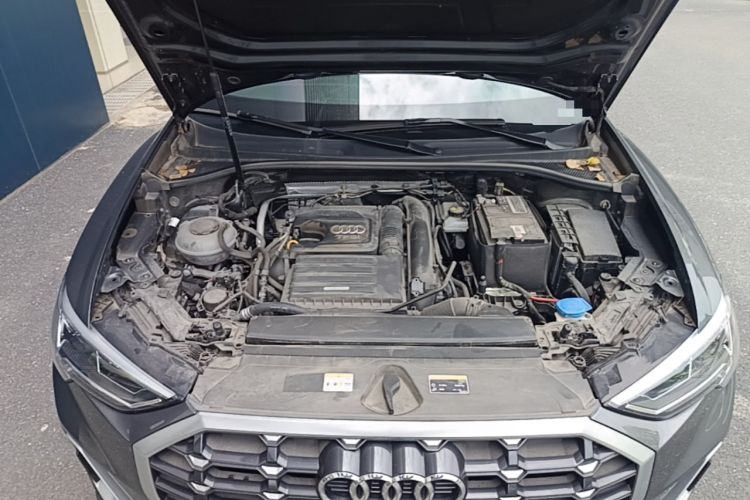 Used Audi Q3 2022 35 TFSI Fashion Dynamic Model Engine Bay