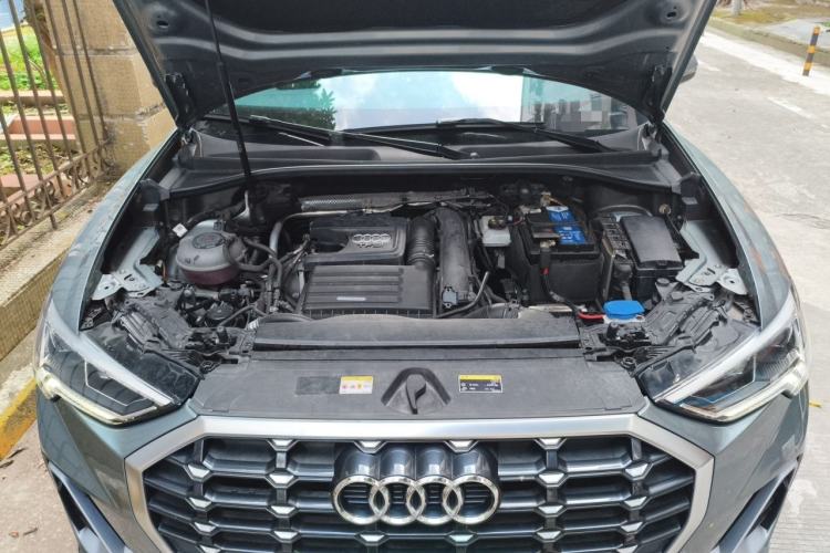 Used Audi Q3 2022 35 TFSI Fashion Dynamic Model Engine Bay