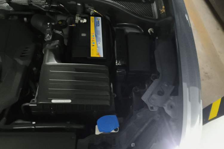 Used Audi Q3 2022 40 TFSI RS Package Performance Model Engine Bay Left