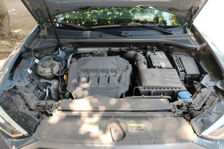 Used Audi Q3 2022 40 TFSI RS Package Performance Model Engine Bay