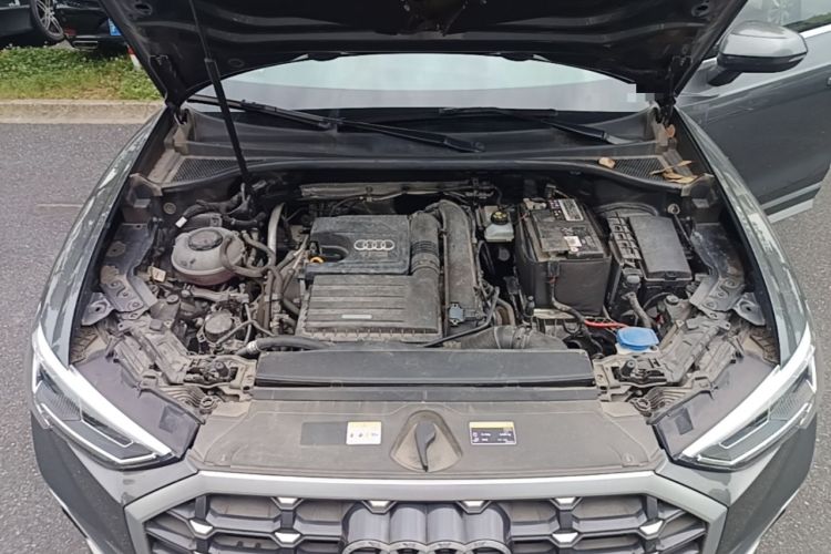 Used Audi Q3 2022 35 TFSI Fashion Dynamic Model Engine Bay