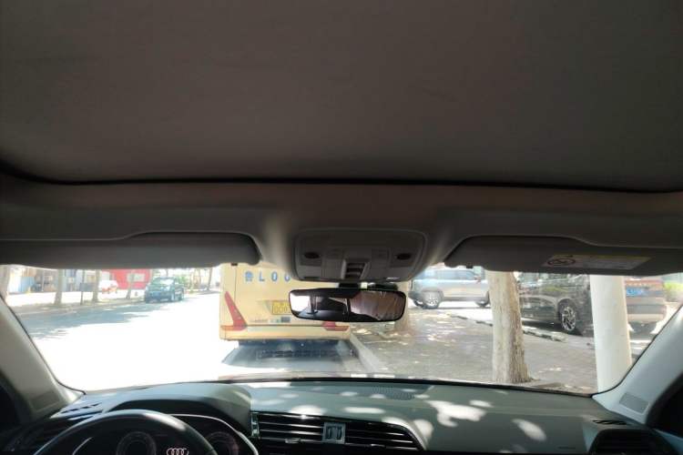 Used Audi Q3 2022 40 TFSI RS Package Performance Model Headliner