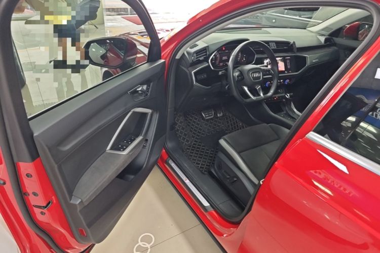 Used Audi Q3 2022 35 TFSI Fashion Dynamic Model Driver Seat
