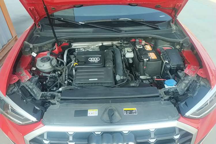 Used Audi Q3 2022 35 TFSI Fashion Dynamic Model Engine Bay