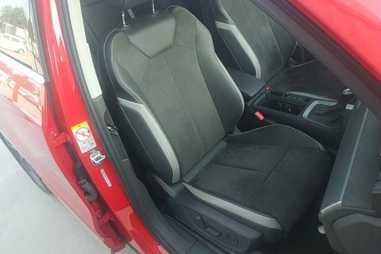 Used Audi Q3 2022 35 TFSI Fashion Dynamic Model Right Front Seat