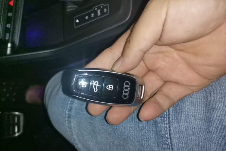 Used Audi Q3 2022 40 TFSI Fashion Dynamic Model Vehicle Key