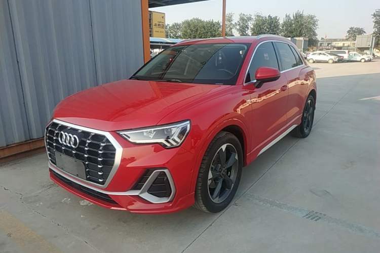 Used Audi Q3 2022 35 TFSI Fashion Dynamic Model Guazi used car, China used car export, Used car for sale, Used Audi cars, Cheapest cars for sale