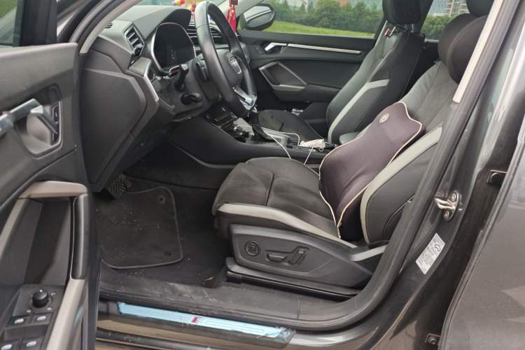Used Audi Q3 2022 35 TFSI Fashion Dynamic Model Driver Seat