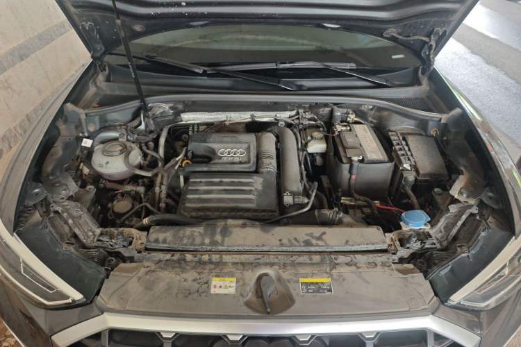Used Audi Q3 2022 35 TFSI Progressive Dynamic Edition Engine Bay