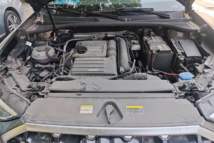 Used Audi Q3 2022 35 TFSI Fashion Dynamic Model Engine Bay