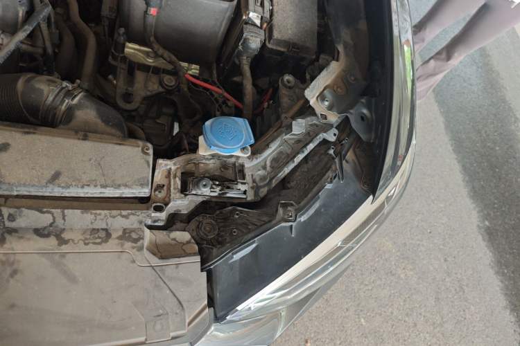 Used Audi Q3 2022 35 TFSI Progressive Dynamic Edition Engine Bay Left