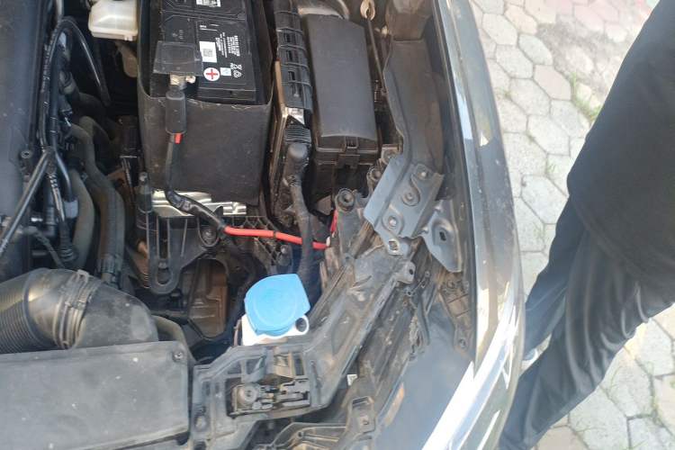 Used Audi Q3 2022 35 TFSI Fashion Dynamic Model Engine Bay Left