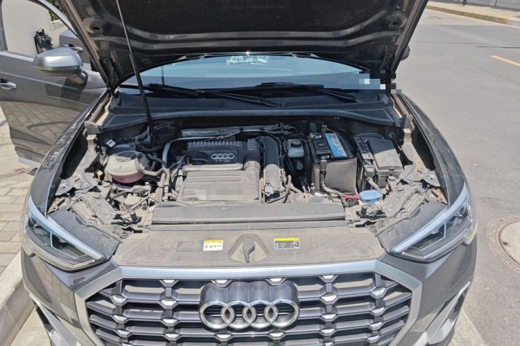 Used Audi Q3 2022 35 TFSI Fashion Dynamic Model Engine Bay
