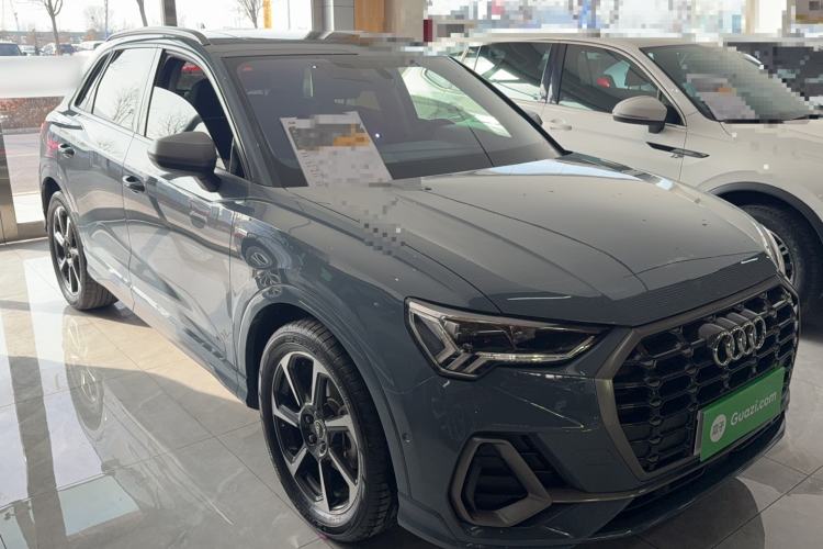 Used Audi Q3 2022 40 TFSI RS Package Performance Model Exterior 2
