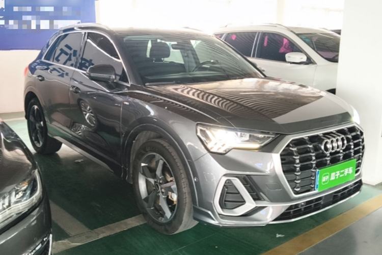 Used Audi Q3 2022 35 TFSI Fashion Dynamic Model Front Right 45 Deg