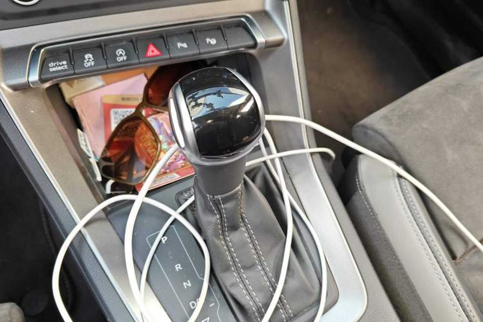 Used Audi Q3 2022 40 TFSI Fashion Dynamic Model Gear Lever