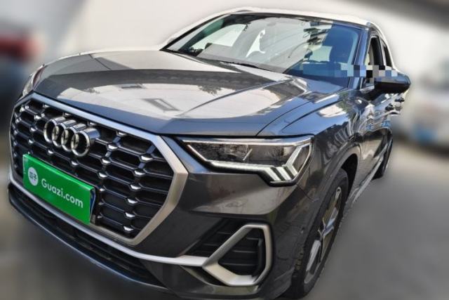 Used Audi Q3 2022 40 TFSI Fashion Dynamic Model