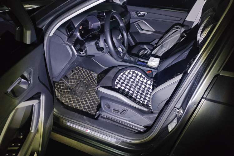 Used Audi Q3 2022 35 TFSI Fashion Dynamic Model Left Front Seat