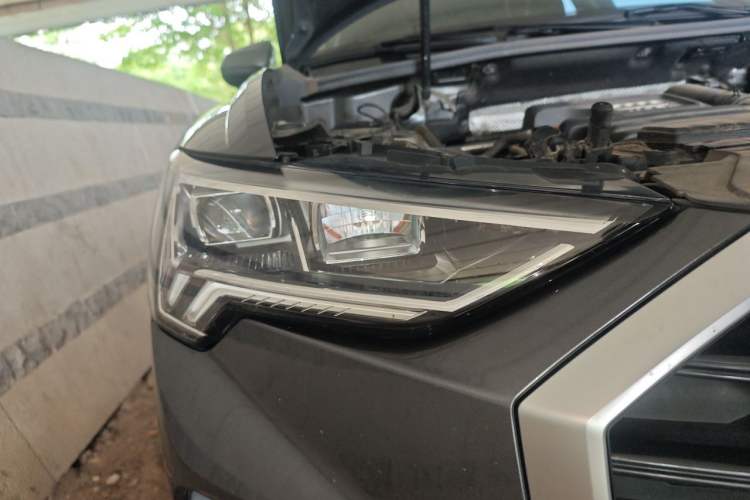 Used Audi Q3 2022 35 TFSI Progressive Dynamic Edition Right Front Headlight