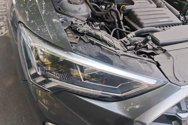 Used Audi Q3 2022 35 TFSI Fashion Dynamic Model Right Front Headlight