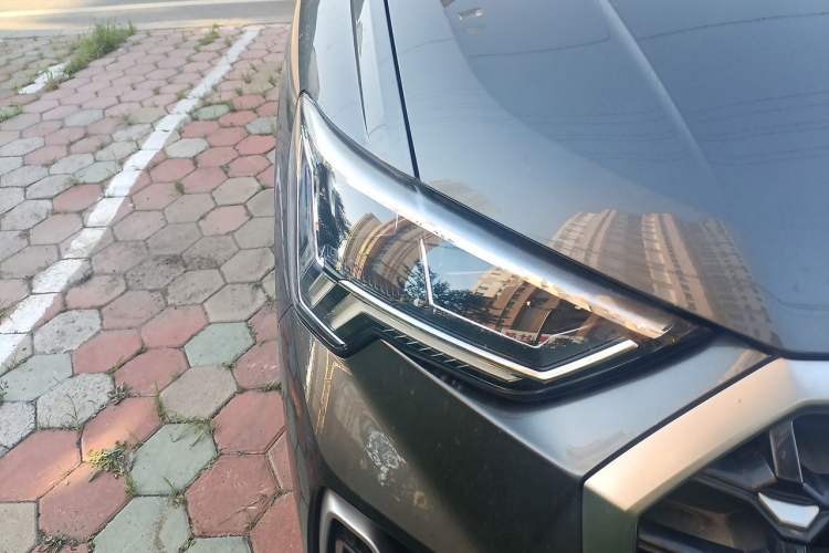 Used Audi Q3 2022 35 TFSI Fashion Dynamic Model Right Front Headlight