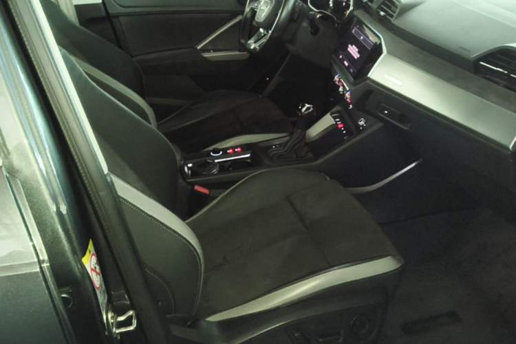 Used Audi Q3 2022 35 TFSI Fashion Dynamic Model Right Front Seat