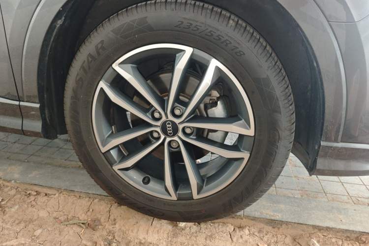 Used Audi Q3 2022 35 TFSI Progressive Dynamic Edition Right Front Wheel Hub