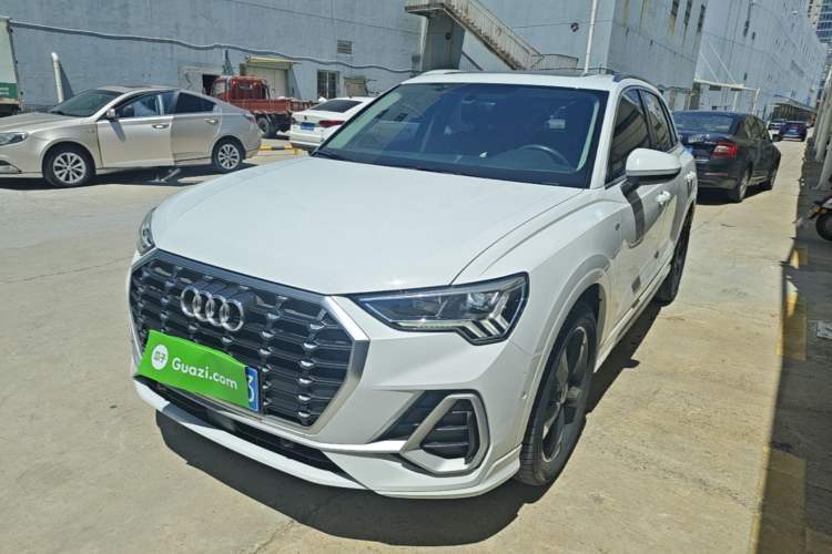 Used Audi Q3 2022 35 TFSI Fashion Dynamic Model Guazi used car, China used car export, Used car for sale, Used cars, Cheapest cars for sale