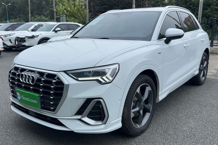 Used Audi Q3 2022 35 TFSI Fashion Dynamic Model Guazi used car, China used car export, Used car for sale, Used cars, Cheapest cars for sale