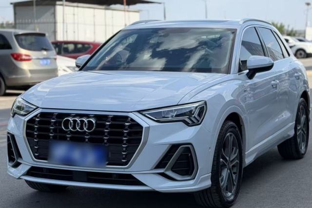 Used Audi Q3 2022 40 TFSI Fashion Dynamic Model