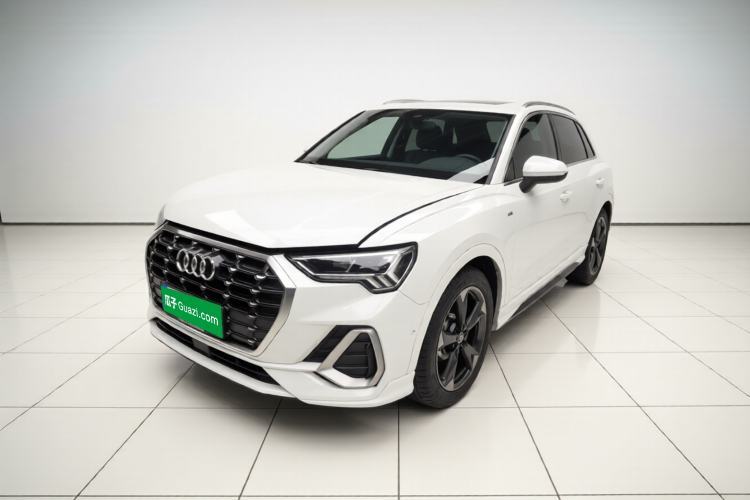 Used Audi Q3 2022 35 TFSI Fashion Dynamic Model Guazi used car, China used car export, Used car for sale, Used cars, Cheapest cars for sale
