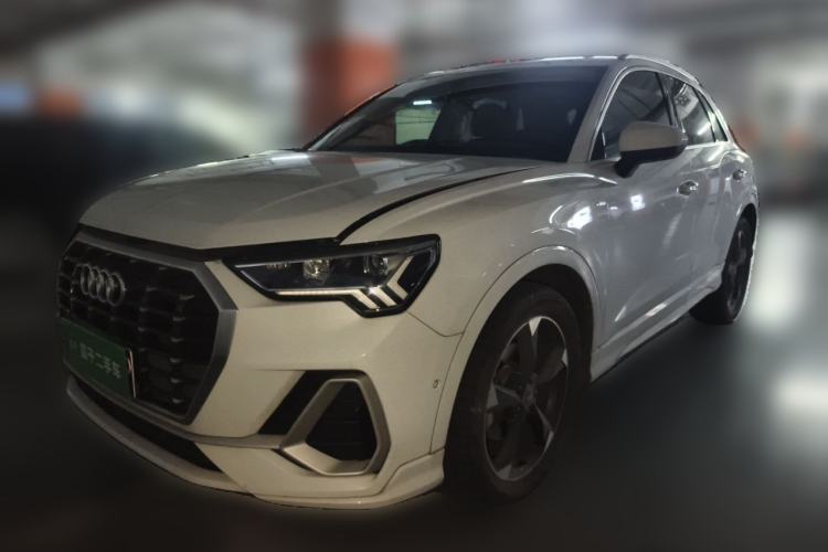 Used Audi Q3 2022 35 TFSI Fashion Dynamic Model Guazi used car, China used car export, Used car for sale, Used Audi cars, Cheapest cars for sale