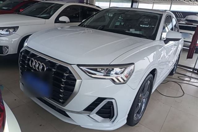 Used Audi Q3 2022 35 TFSI Fashion Dynamic Model