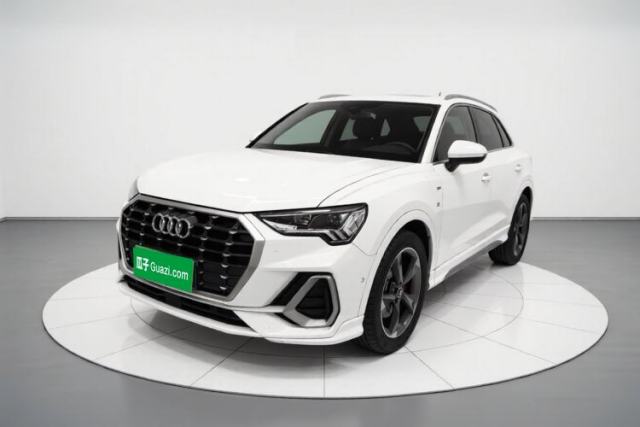 Used Audi Q3 2022 35 TFSI Fashion Dynamic Model
