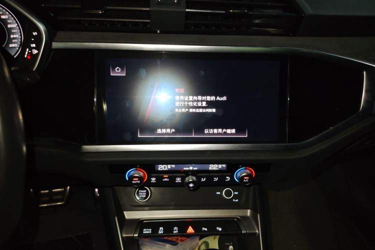 Used Audi Q3 2022 40 TFSI Fashion Dynamic Model Audio And AC Panel