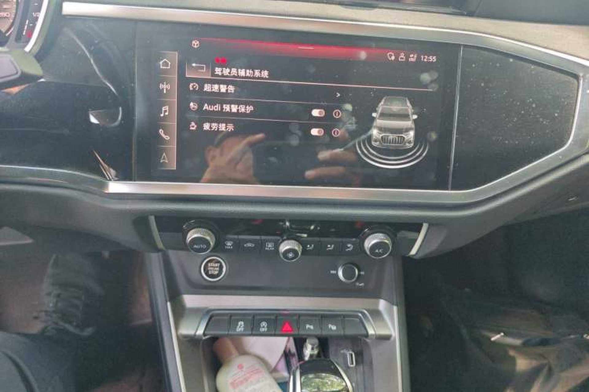 Used Audi Q3 2022 35 TFSI Fashion Dynamic Model Audio And AC Panel