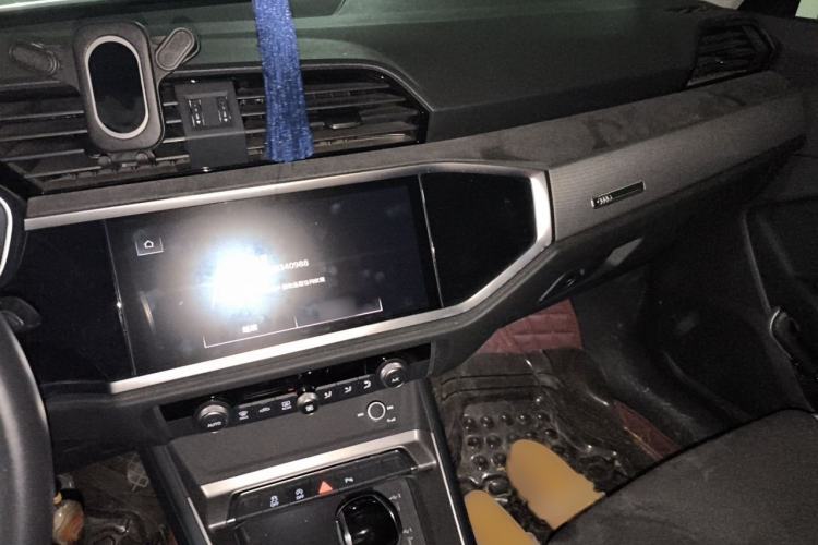 Used Audi Q3 2022 35 TFSI Progressive Dynamic Edition Audio And AC Panel