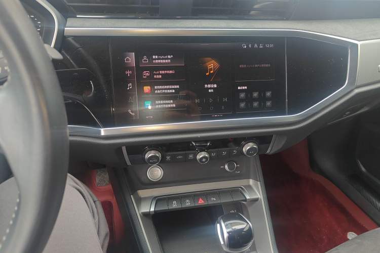 Used Audi Q3 2022 35 TFSI Progressive Dynamic Edition Audio And AC Panel