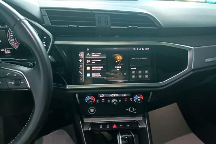 Used Audi Q3 2022 35 TFSI Fashion Dynamic Model Audio And AC Panel