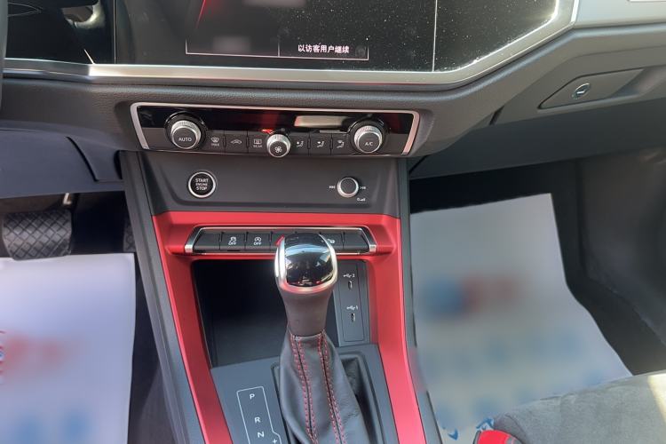 Used Audi Q3 2022 35 TFSI Fashion Dynamic Model Audio And AC Panel
