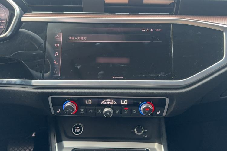 Used Audi Q3 2022 35 TFSI Fashionable and Elegant Model Audio And AC Panel