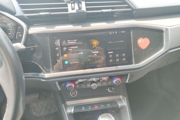 Used Audi Q3 2022 35 TFSI Fashionable and Elegant Model Audio And AC Panel