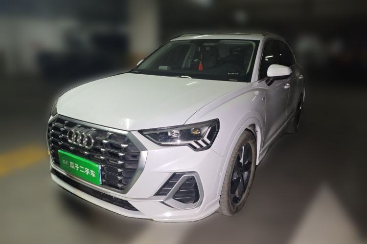 Used Audi Q3 2022 35 TFSI Fashion Dynamic Model Guazi used car, China used car export, Used car for sale, Used cars, Cheapest cars for sale